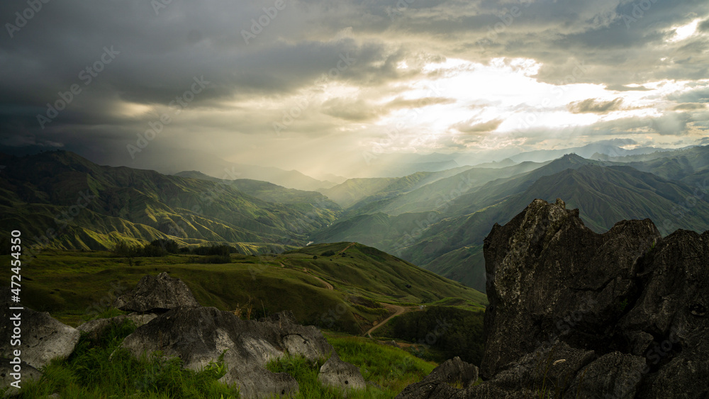 Fototapeta premium sunset in the mountains