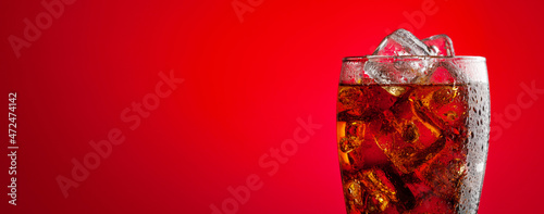Fotografie Cola with ice