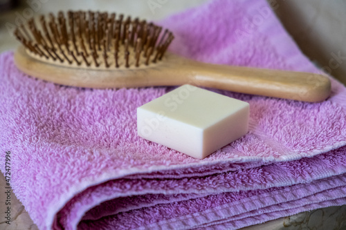 Jabones, cremas y aceites en el baño