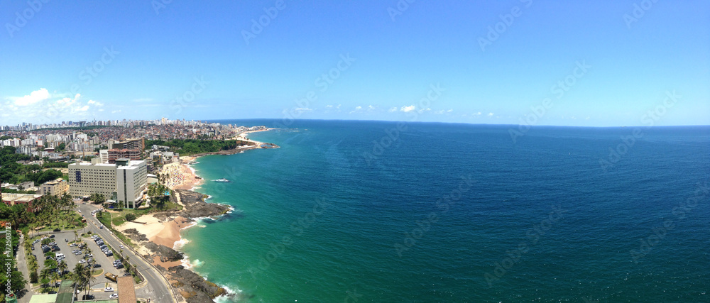Praia em Florianópolis, Santa Catarina , Brasil, mar,céu,
areia, praia,orla da praia, vista para o mar
