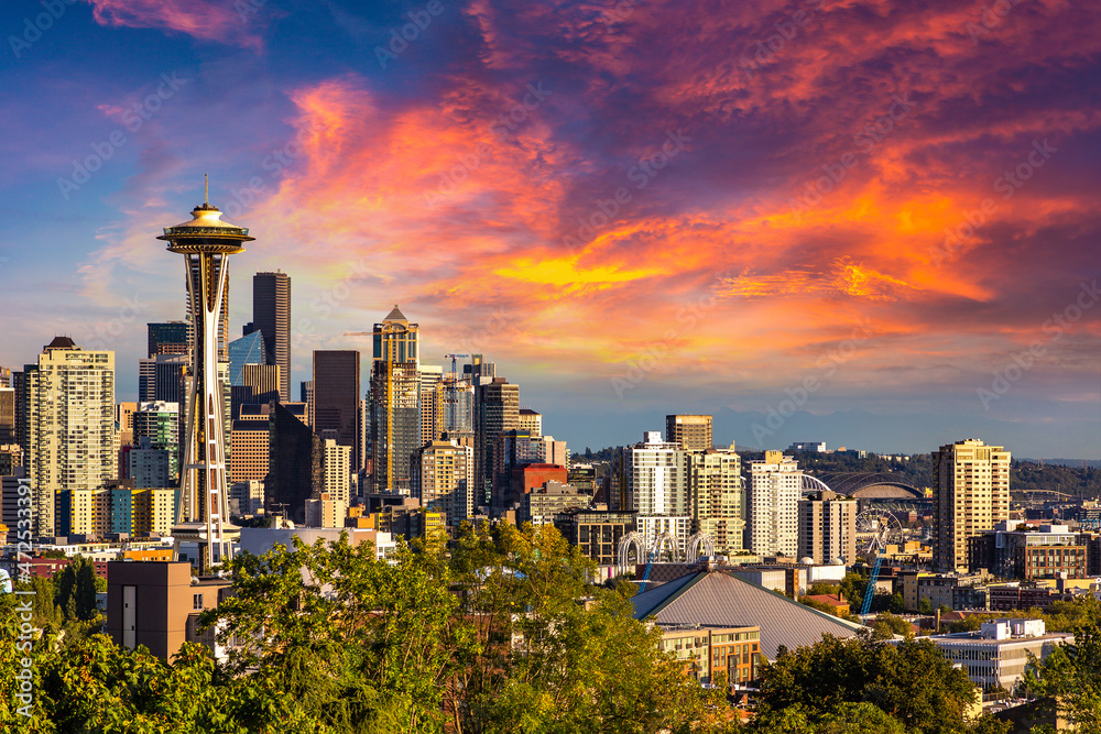 Fototapeta premium Seattle cityscape and Space Needle