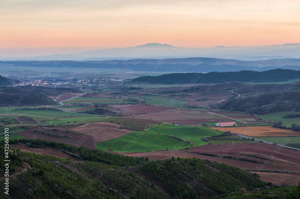 Fototapeta premium Soft rural sunset