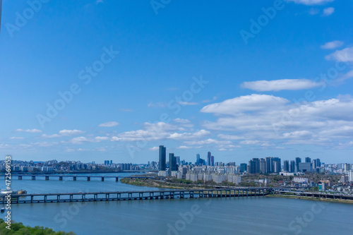 Wallpaper Mural 푸른 하늘의 한강(blue sky and bridge) Torontodigital.ca