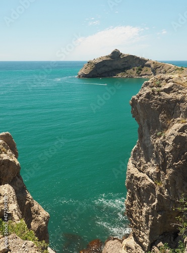 AT THE JUNCTION OF THE MOUNTAINS AND THE SEA
