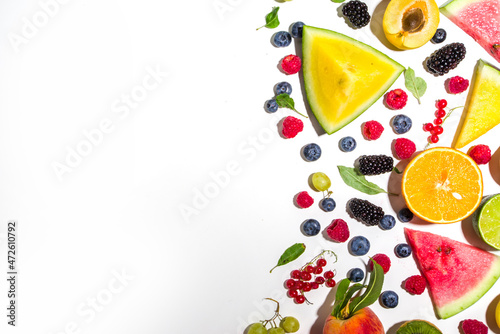 Fototapeta Naklejka Na Ścianę i Meble -  Assorted fruits and berries