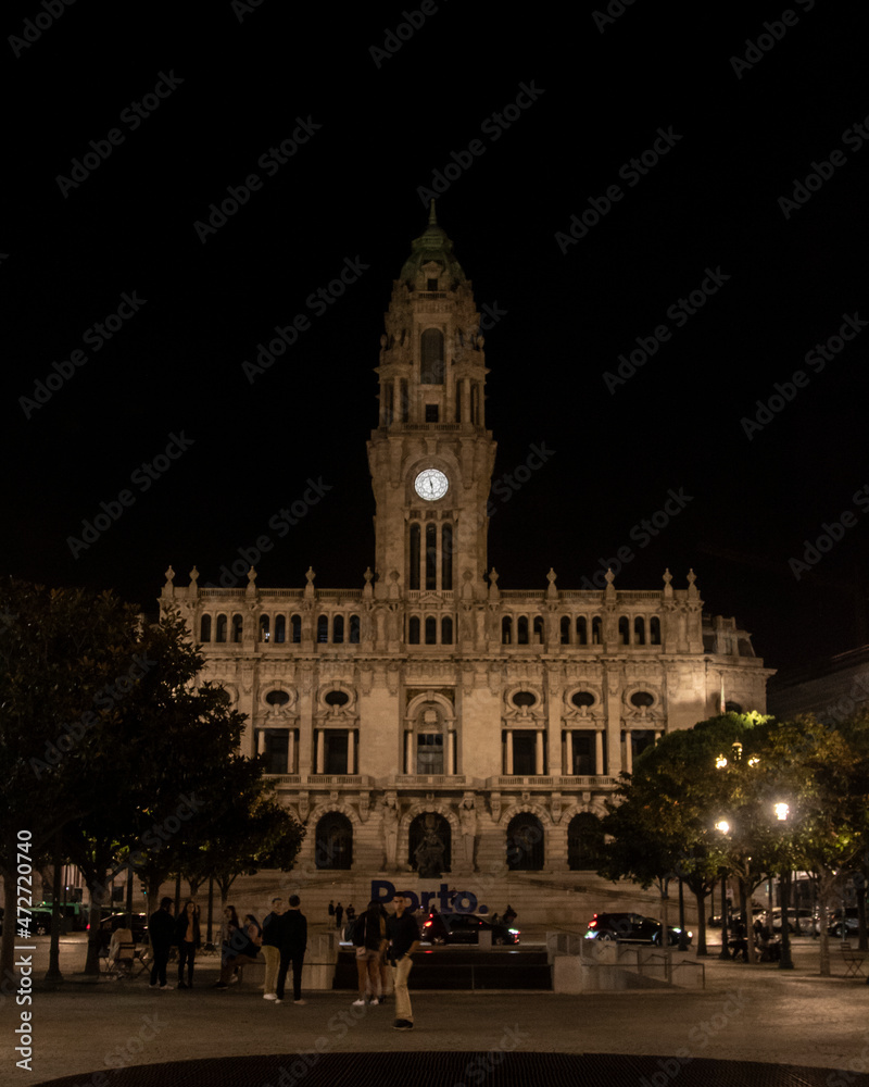 Town hall from Porto in Aliados avenue by night