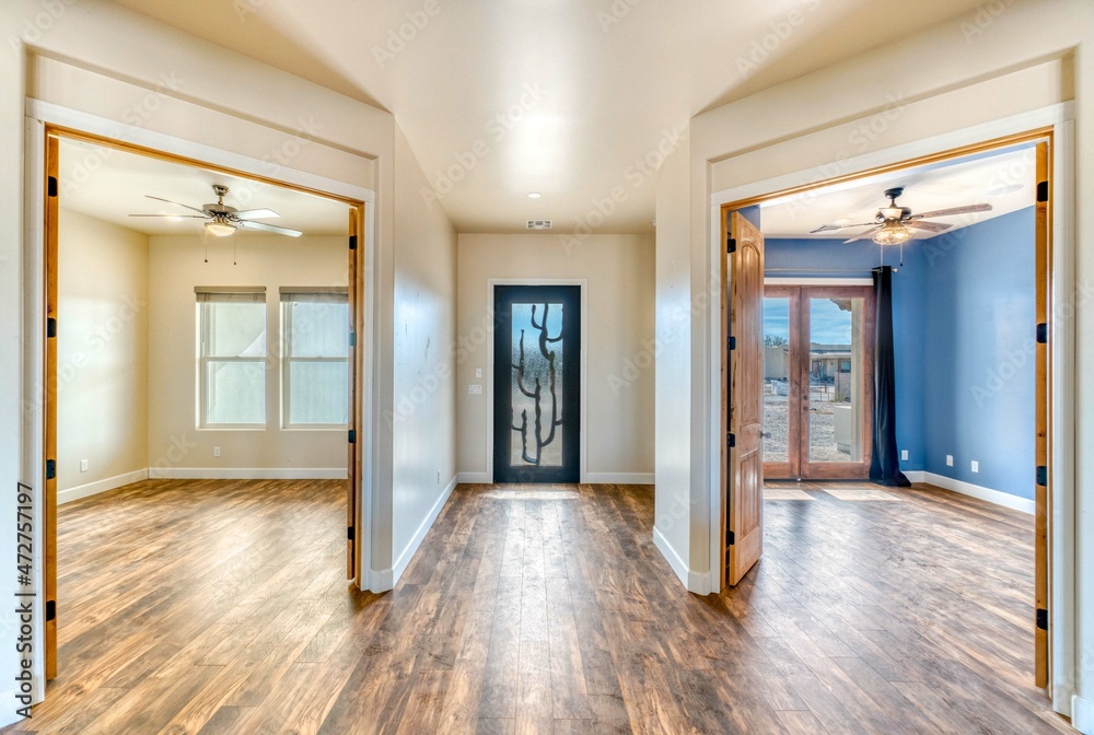 Obraz premium Entryway front door