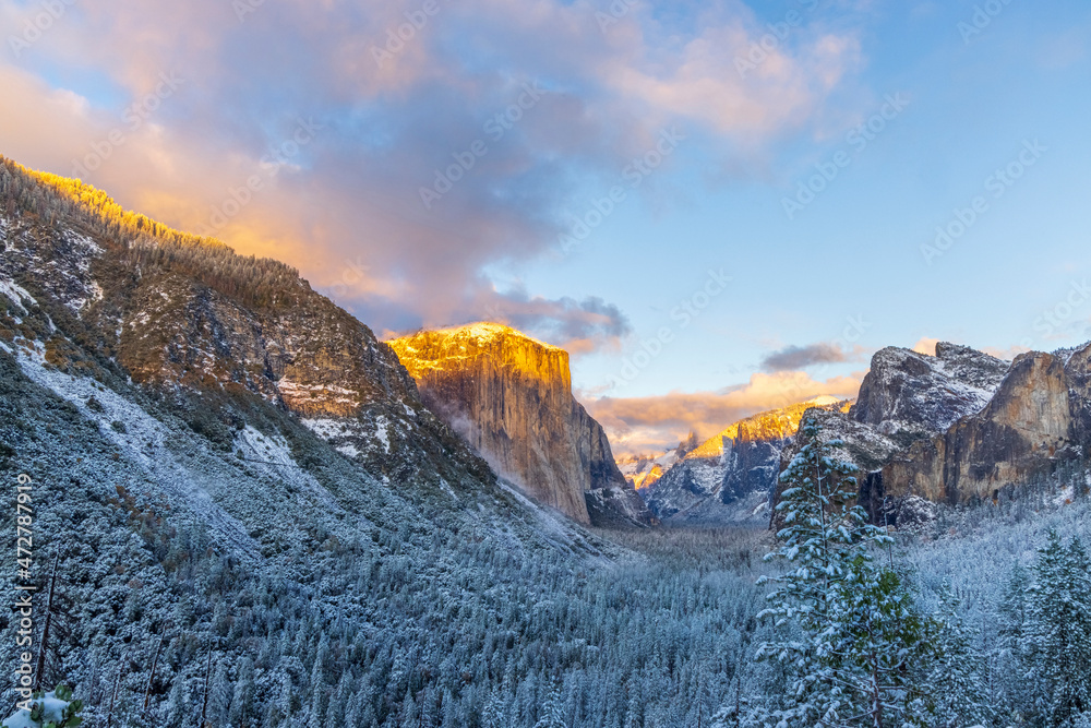 Tunnel View. Autumn first snow in Yosemite National Park, California, USA.