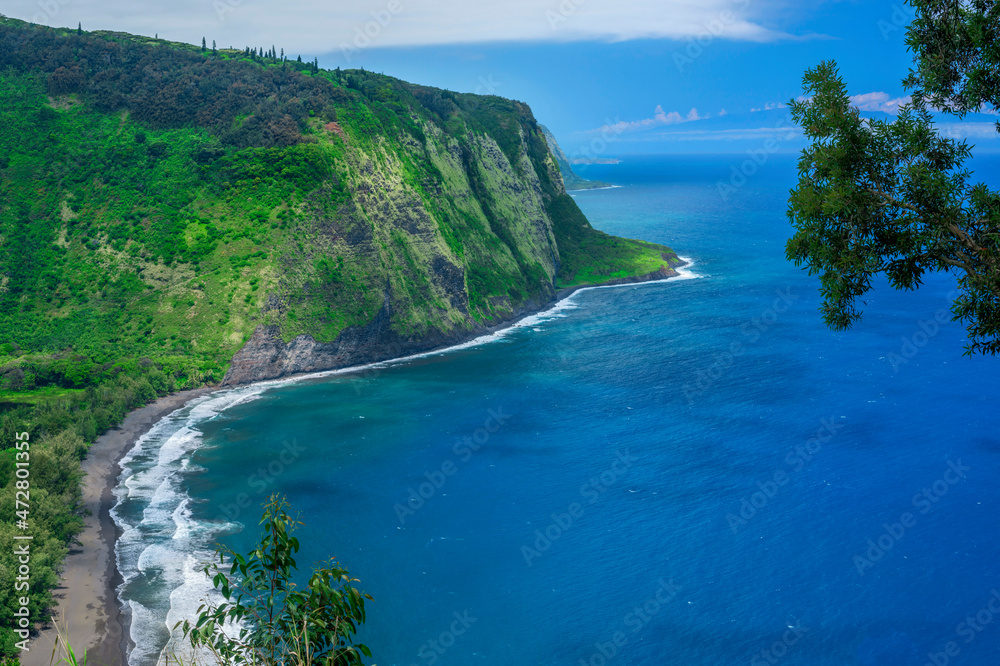 USA, Hawaii, Big Island of Hawaii. Waipio Valley, Waipio Bay and
