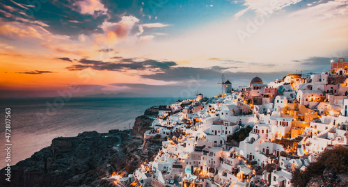 Fototapeta Naklejka Na Ścianę i Meble -  panorama of amazing sunset over Oia, Santorini