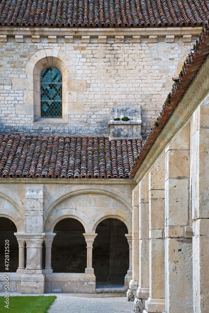 Abtei Fontenay, Montbart, Kloster und Innenof, Unesco-Welterbe 