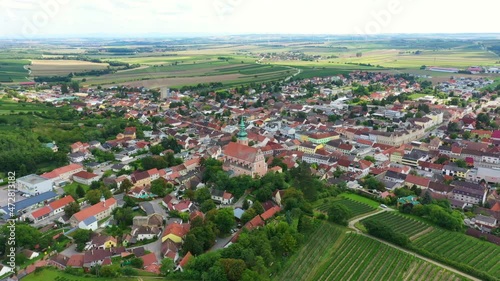 Poysdorf im Weinviertel. Bekannter Weinort und Stadt in Niederösterreich photo