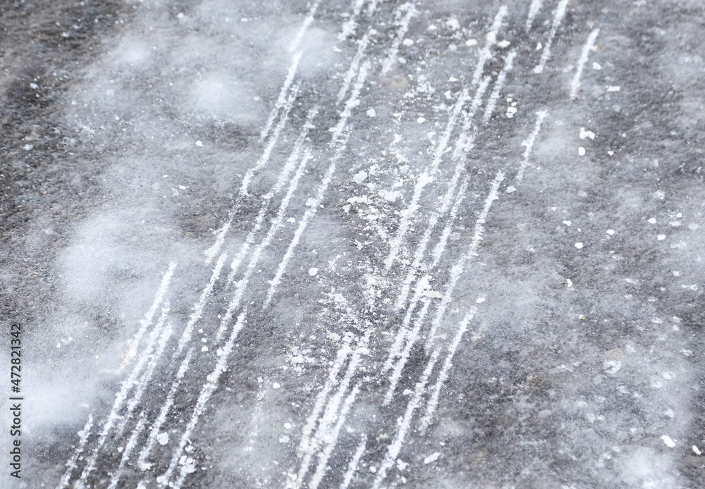 Trace from car wheel spikes