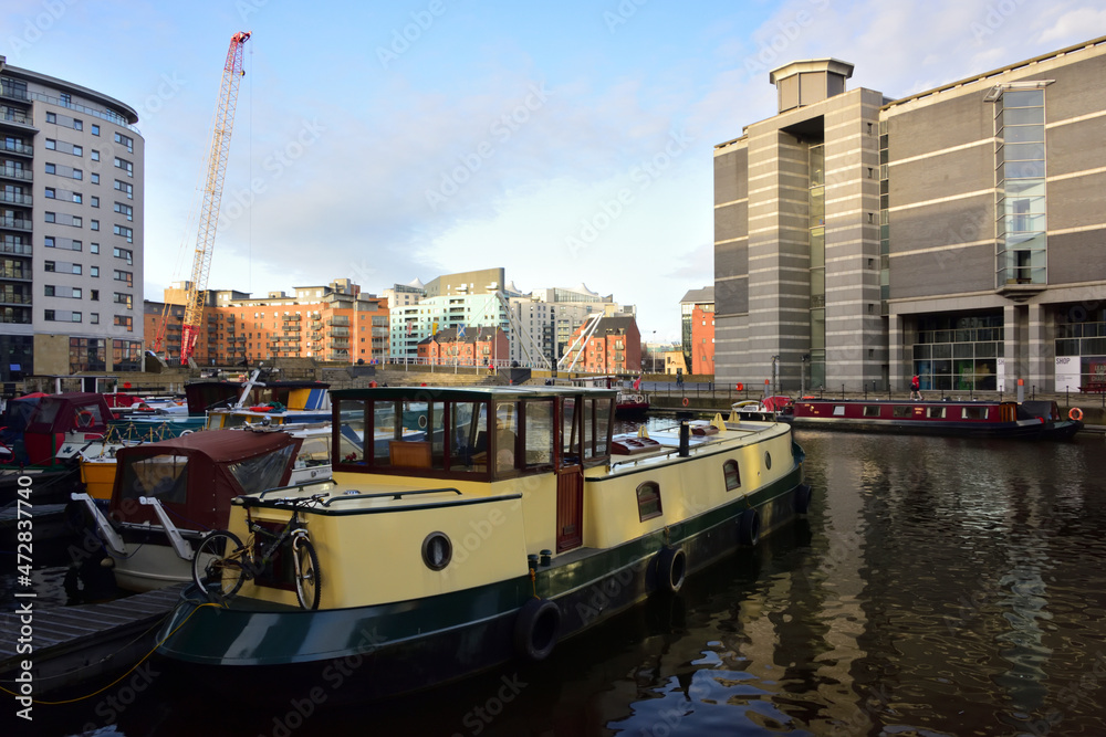 Fototapeta premium Narrowboats in Leeds Dock on the River Aire.