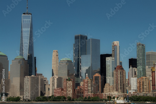 New York City street photo with buildings during clear day © Erol