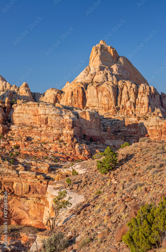 USA, Utah. Capitol Reef National Park, Navajo Sandstone domes and buttes rise above Fremont Canyon, view north from near Cohab Canyon.