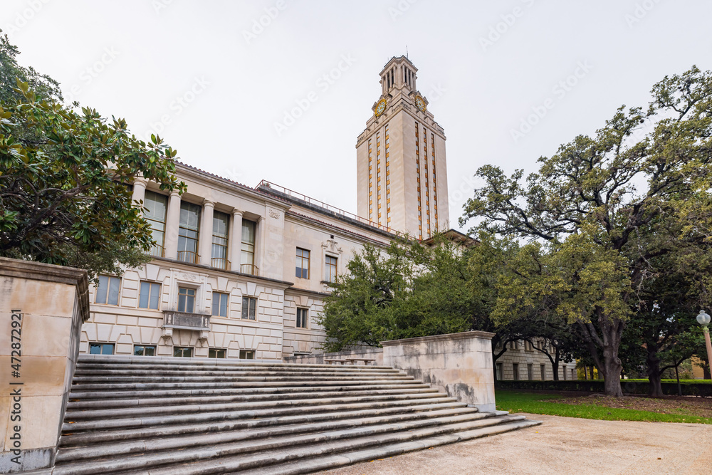 Overcast view of the UT Tower of University of Texas at Austin