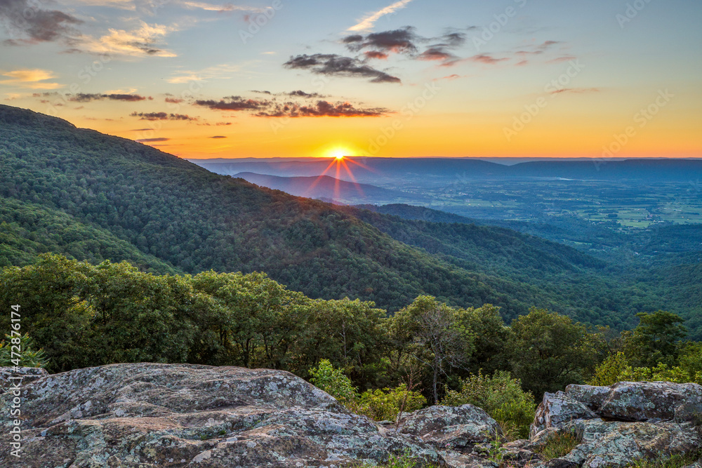 USA, Virginia, Shenandoah National Park, sunset at Franklin Cliffs