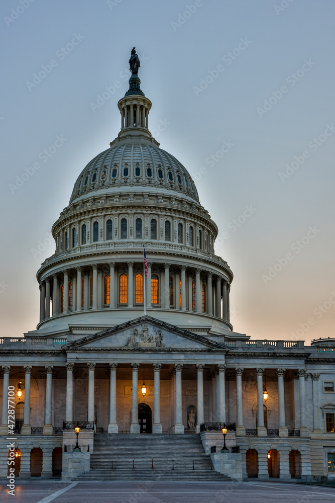 Fototapeta premium USA, District of Columbia, Washington. US Capitol