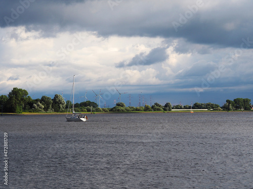 Segler auf der Weser