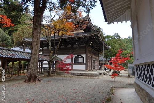 Hattou Hall for lecture in the precincts of Buttsu-ji Temple in Mihara City in Hiroshima Prefecture in Japan　日本の広島県三原市にある佛通寺境内にある法堂 photo