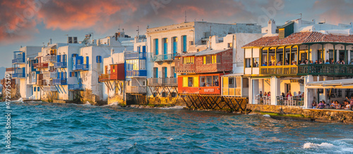 Billede på lærred View of the famous pictorial Little Venice bay of Mykonos town in Mykonos island