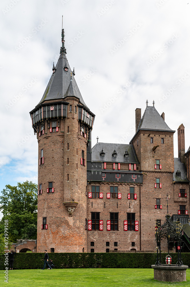 Fototapeta premium Castel estate with greenery, sky and open spaces in The Netherlands, Kastel De Haar