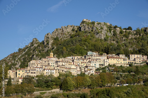 Sainte Agnès le village perché au début de l'automne - Alpes-Maritimes