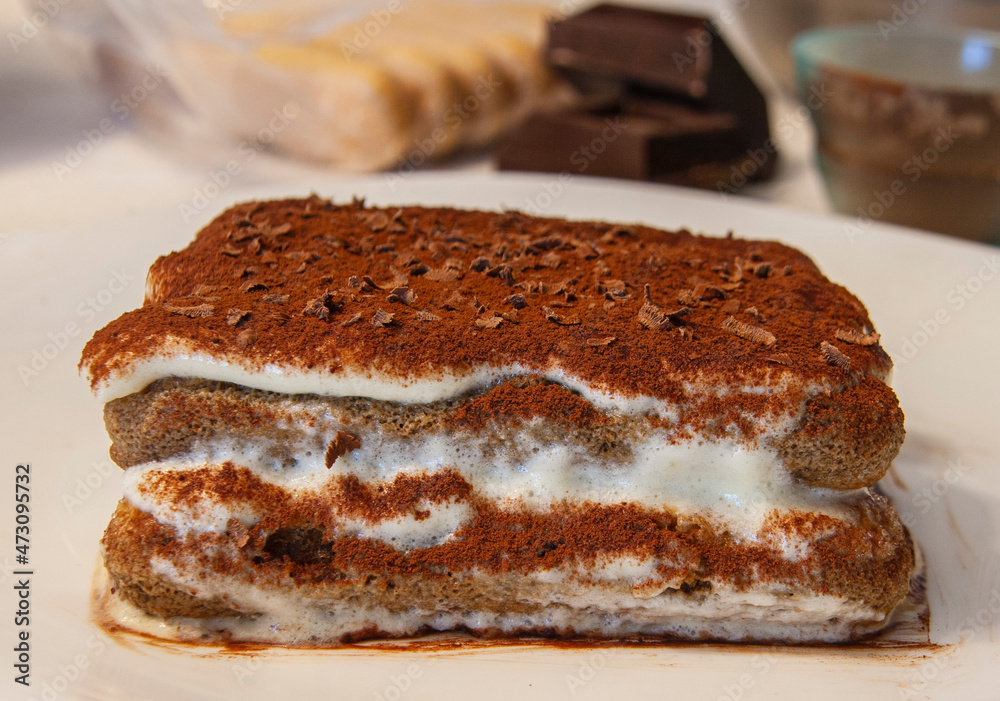 The classic homemade tiramisu is the Italian dessert par excellence, one of the most delicious and well-known in the world. Mascarpone cream and coffee biscuits!