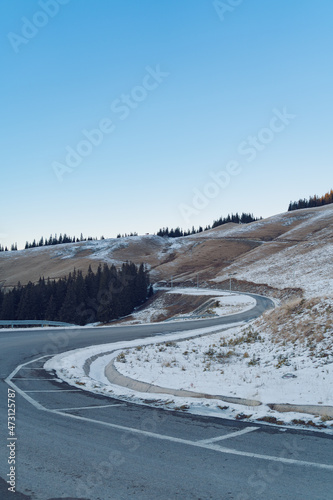 Rarau Winter Road