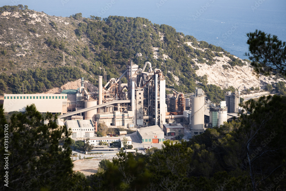 Obraz premium Old cement factory in the Garraf natural park, Sitges, Catalonia, pollution