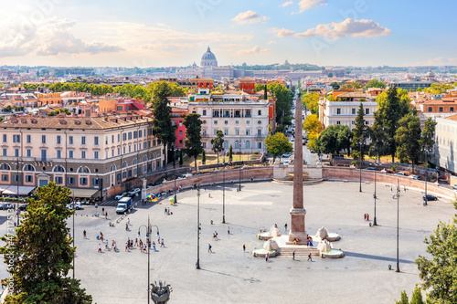 Obraz na płótnie View on he Egyptian Obelisk and fountains in Piazza del Popolo, Rome, Italy w salonie