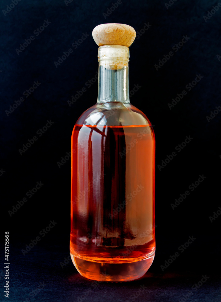 Tincture bottle