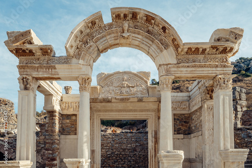 Temple of Hadrian in Ephesus Ancient City, Selcuk, Turkey. Fototapet