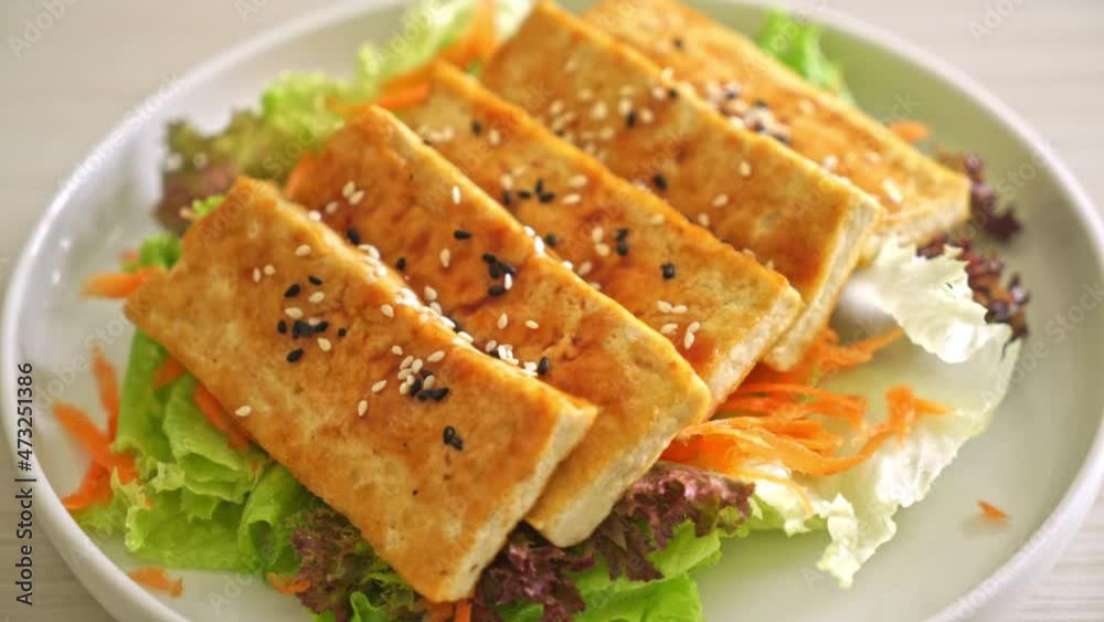 teriyaki tofu salad with sesame - vegan and vegetarian food style teriyaki tofu salad with sesame - vegan and vegetarian food style