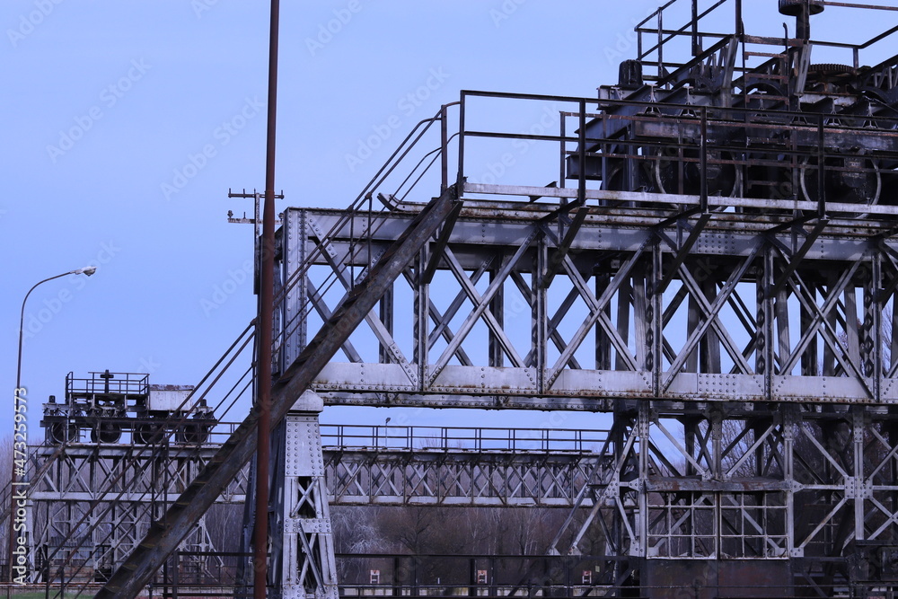 a locomotive on the dam with the help of which they open the gate