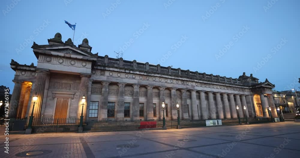 Edinburgh at night. Scottish National Gallery is the national art gallery of Scotland, located on The Mound in central Edinburgh. Scottish National Gallery is a famous art museum in Scotland Edinburgh at night. Scottish National Gallery is the national art gallery of Scotland, located on The Mound in central Edinburgh. Scottish National Gallery is a famous art museum in Scotland
