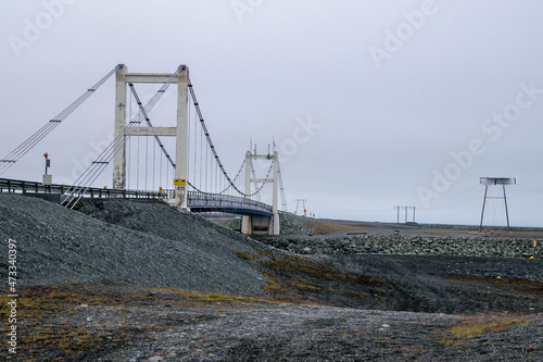 Brücke über den Fluss Jökulsá á Breiðamerkursandi im südosten von Island, der die Gletscherlagune Jökulsárlón vom offenen Meer den Atlantik trennt.