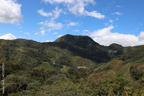 La montaña sagrada de Peña Blanca en la Comarca Ngäbe Buglé