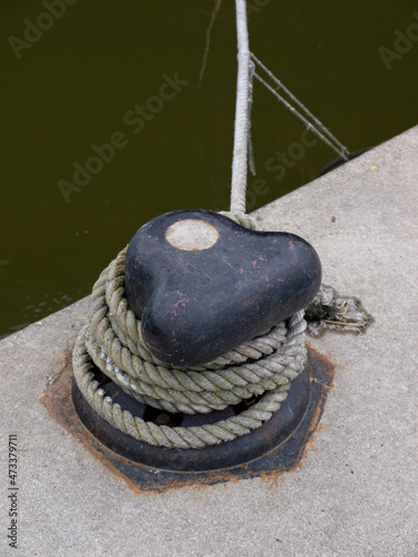 Mooring line at the berth.