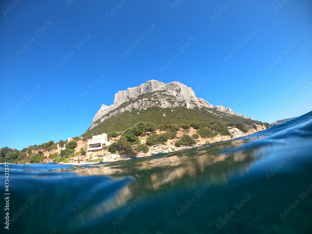 Naklejka premium Ile de tavolara en sardaigne