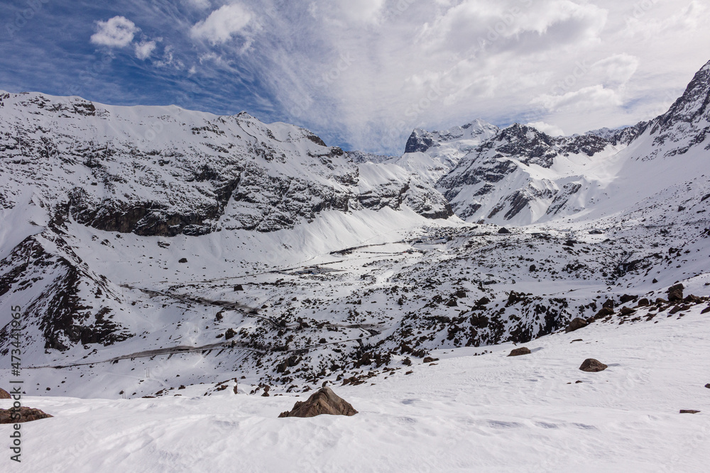 Snowed mountains in La Egorda Valley, Cajón del Maipo, central Andes mountain range, Chile
