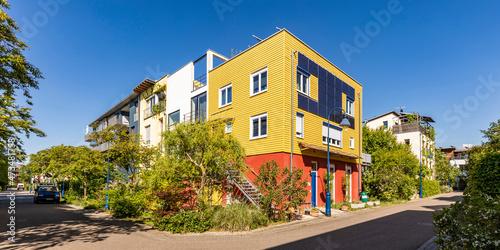 Germany, Baden-Wurttemberg,FreiburgimBreisgau, Modern suburb houses in spring