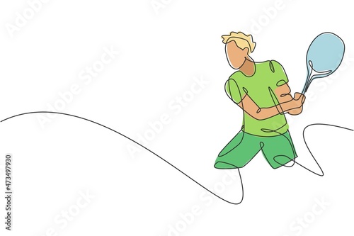 Single continuous line drawing of young agile tennis player hit the ball from opponent. Sport exercise concept. Trendy one line draw design vector illustration for tennis tournament promotion media
