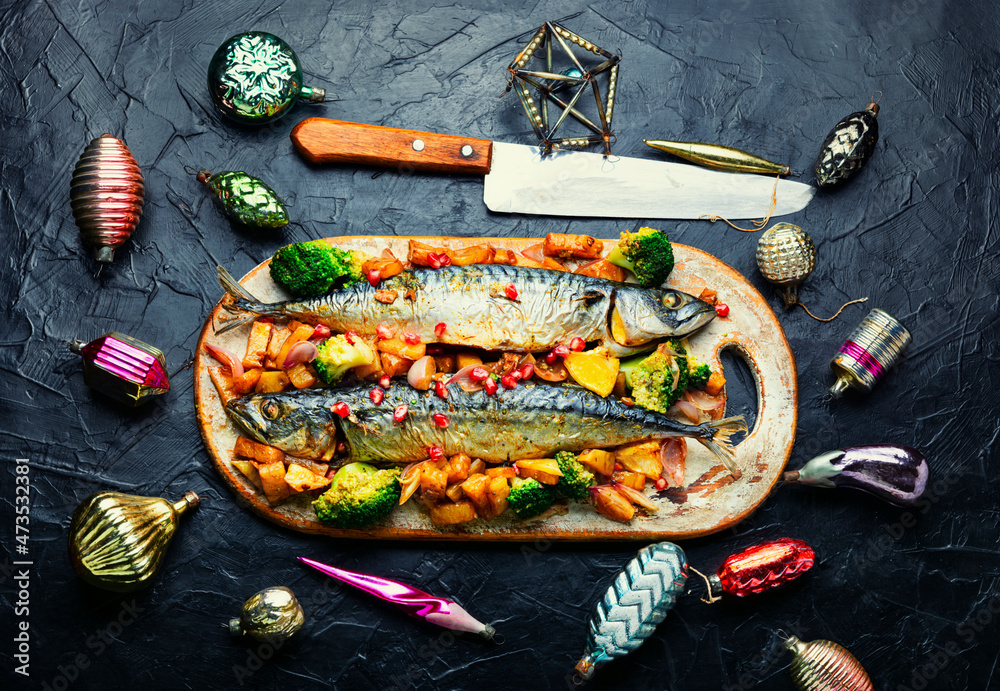 Fototapeta premium Baked fish with pineapple for Christmas