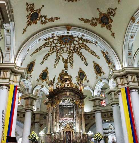 Image of the main altar of the Church in Chiquinquira, Colombia.