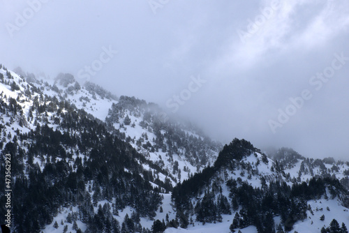 Montañas nevadas en la Val d'Aran