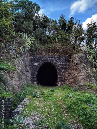 tunnel vecchia ferrovia