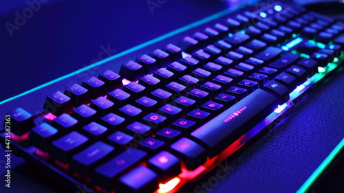 Illuminated led keyboard. Keyboard for the player. RGB colors. Podświetlana klawiatura led. Klawiatura dla gracza. Kolory RGB. photo