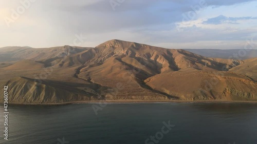 sea and mountains